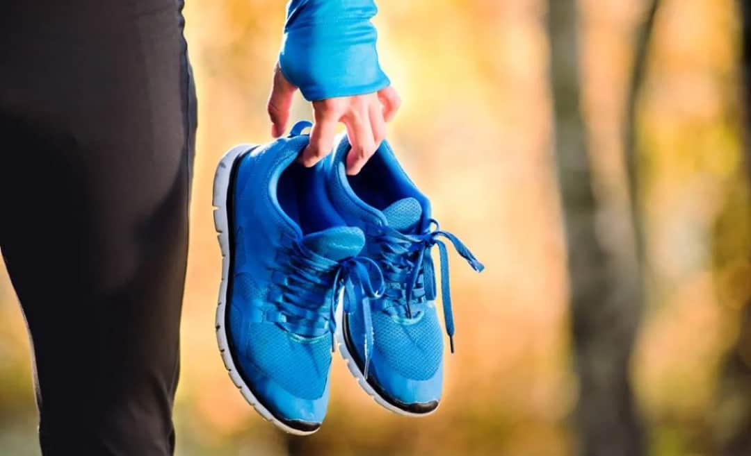 Jak dobrać odpowiedni rozmiar butów do biegania, aby uniknąć dyskomfortu
