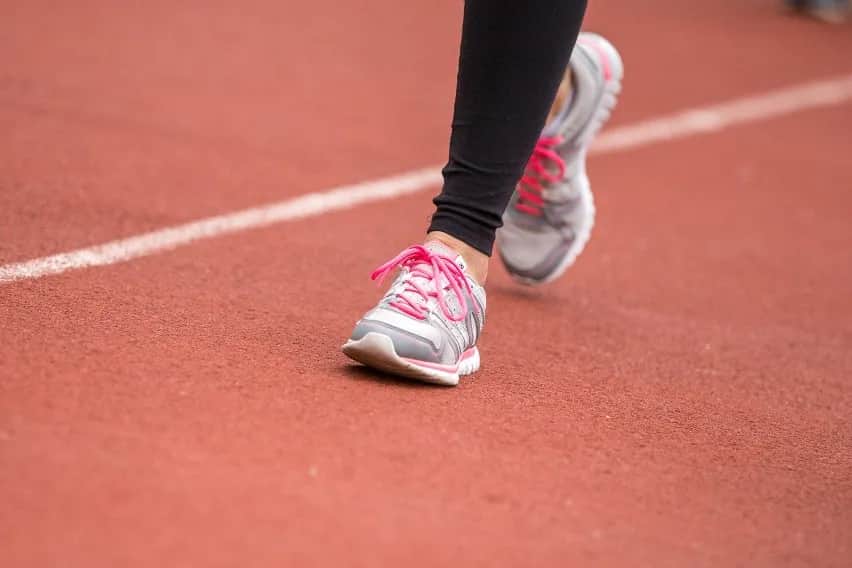 Gdzie biegać w Warszawie? Odkryj najlepsze trasy biegowe i ich uroki