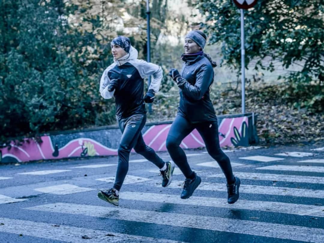 Jak się ubrać do biegania w zimie, aby uniknąć przegrzania i dyskomfortu