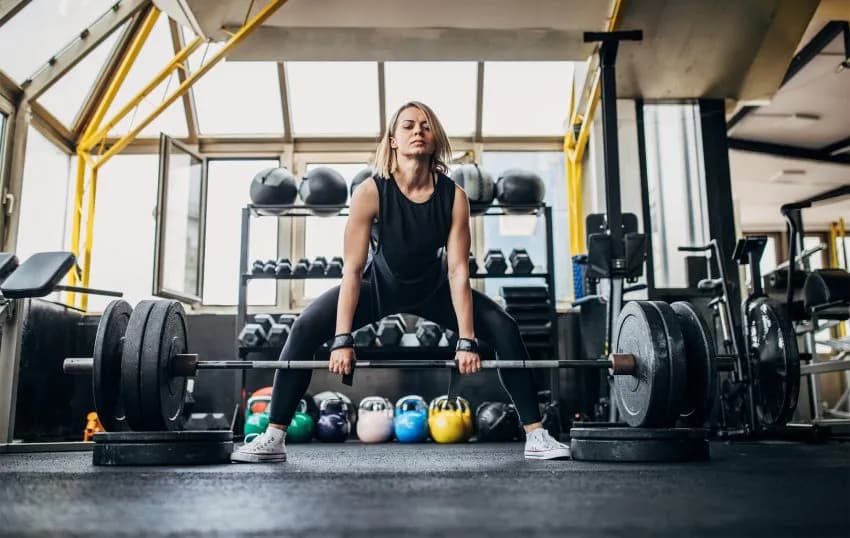 Trening oporowy co to? Poznaj jego korzyści i metody dla początkujących